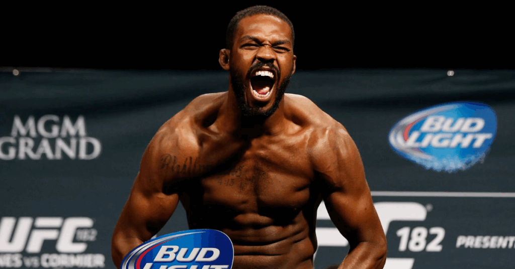 Jon Jones est-il toujours le gars de tous les temps, le grand champion de l'UFC commente le combat Tom Aspinall spéculé