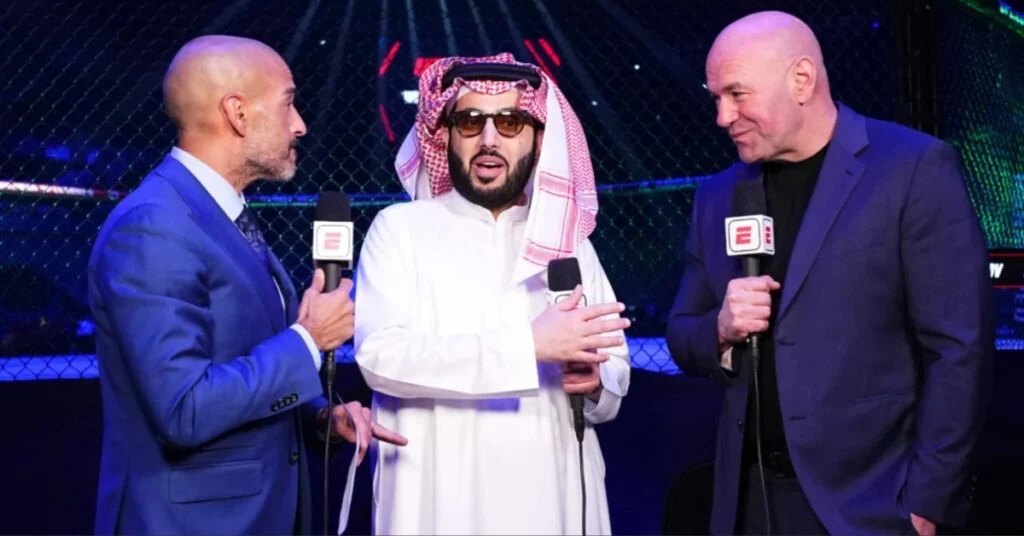 Turki Alalshikh affirme que Dana White doit être « envoyé sur la lune » pour avoir évité le combat entre Jon Jones et Francis Ngannou
