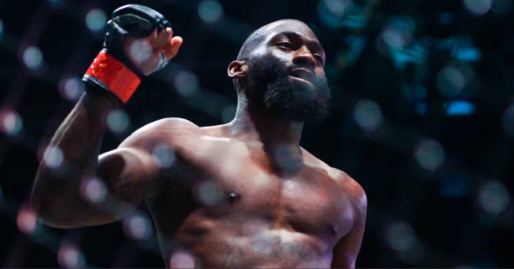 Cédric Doumbe exclut un futur transfert à l'UFC après un premier snobisme. Je suis mieux avec le PFL