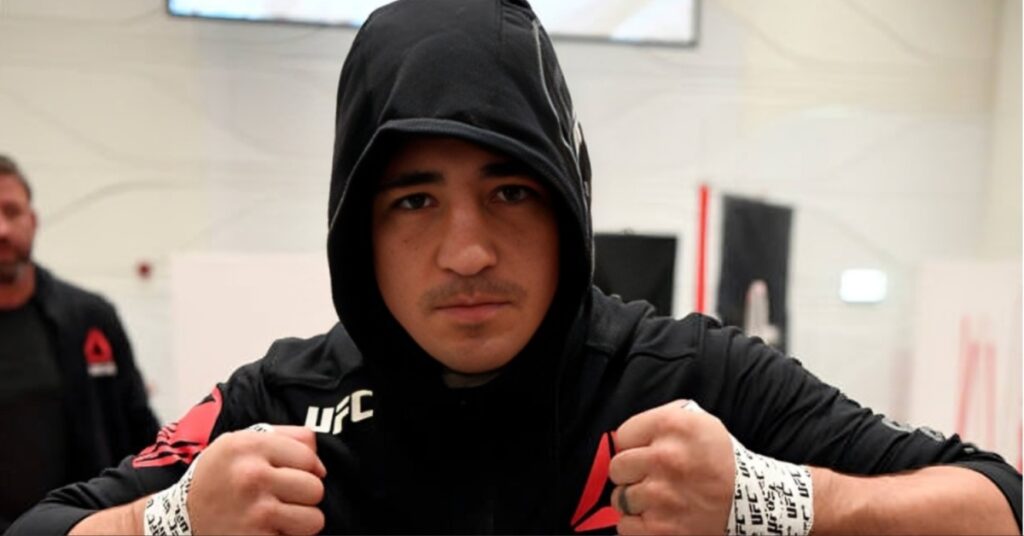 Diego Sanchez, ancien favori de l'UFC, livre un combat de boxe avec John Makdessi pour ICS Mania 1 en avril