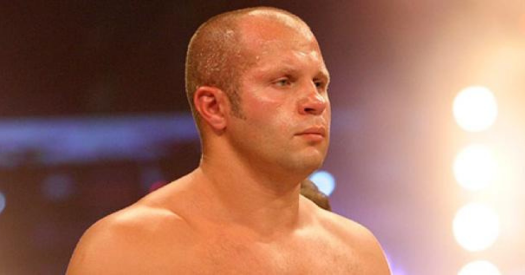 Joe Rogan snobe les champions de l'UFC et couronne Fedor Emelianenko le GOAT poids lourd – expliqué